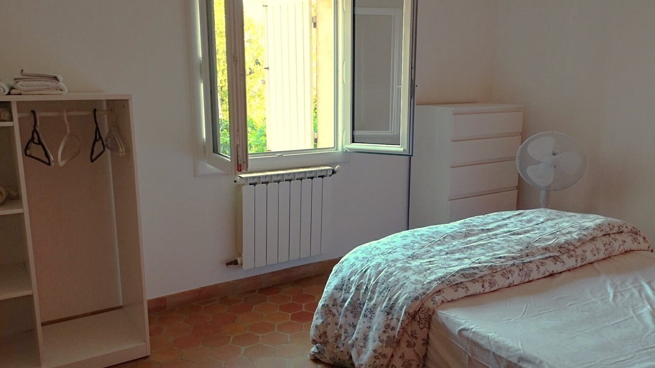Photo of Bedroom in Saint-Cannat