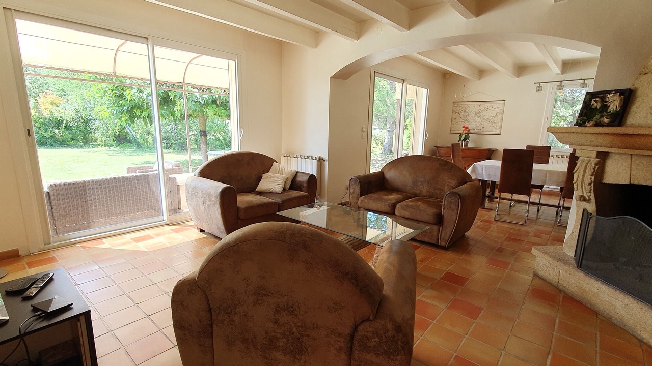 Photo of Livingroom in Saint-Cannat