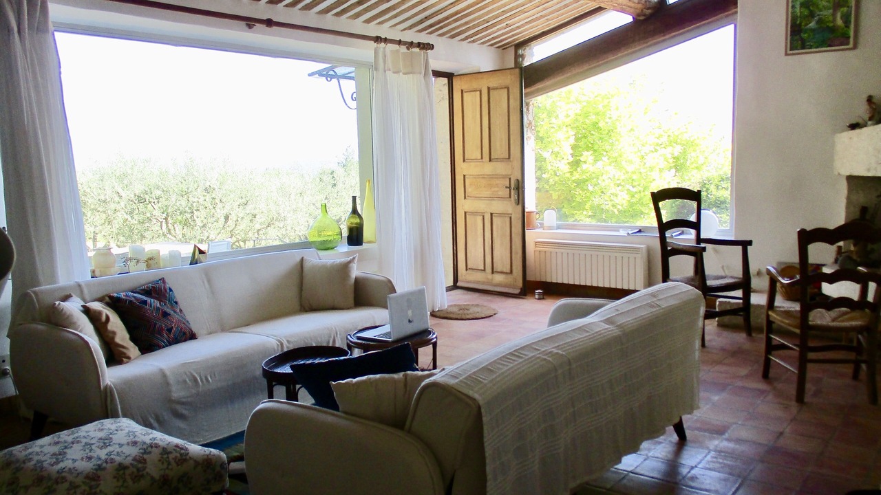 Photo of Livingroom in Lacoste