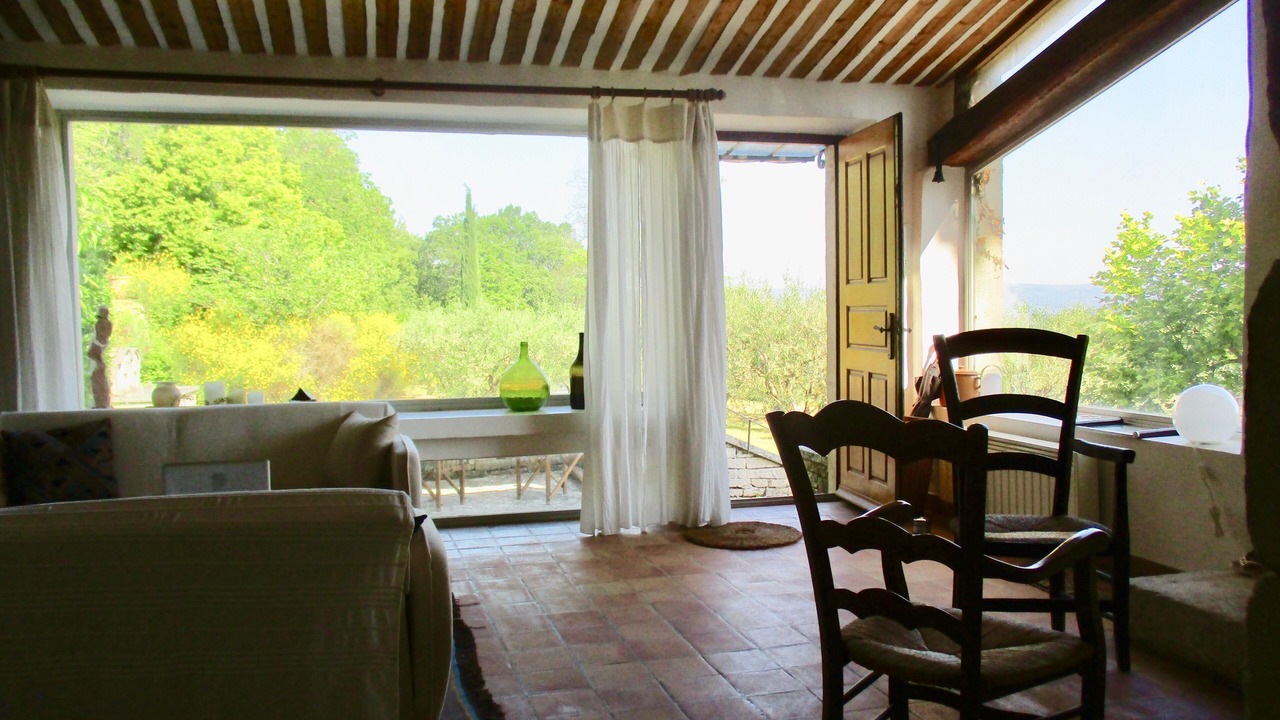 Photo of Livingroom in Lacoste