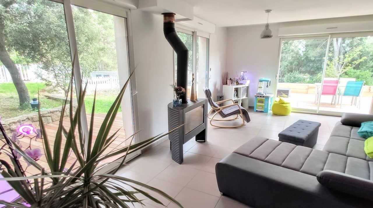 Photo of Livingroom in Pourrieres
