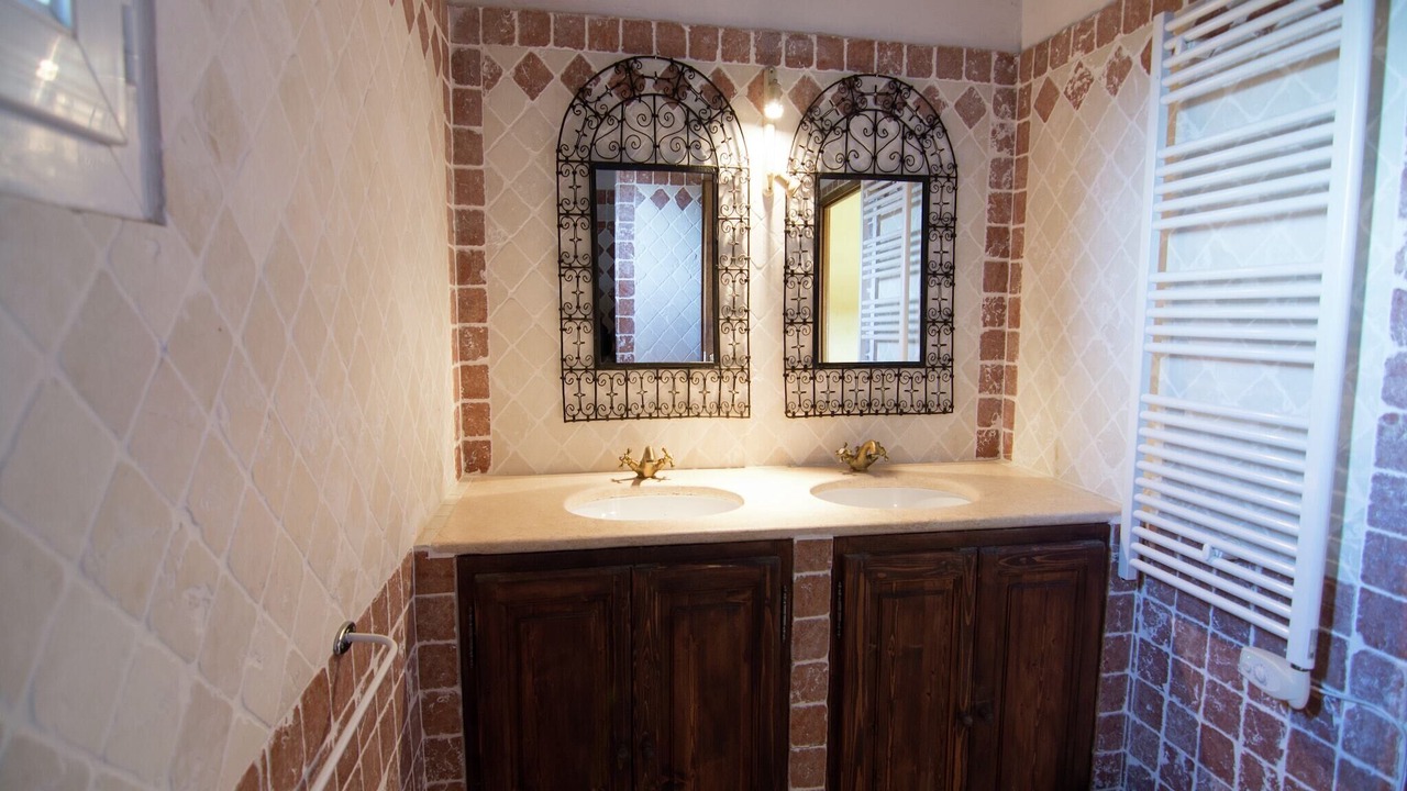 Photo of Bathroom in Montfrin