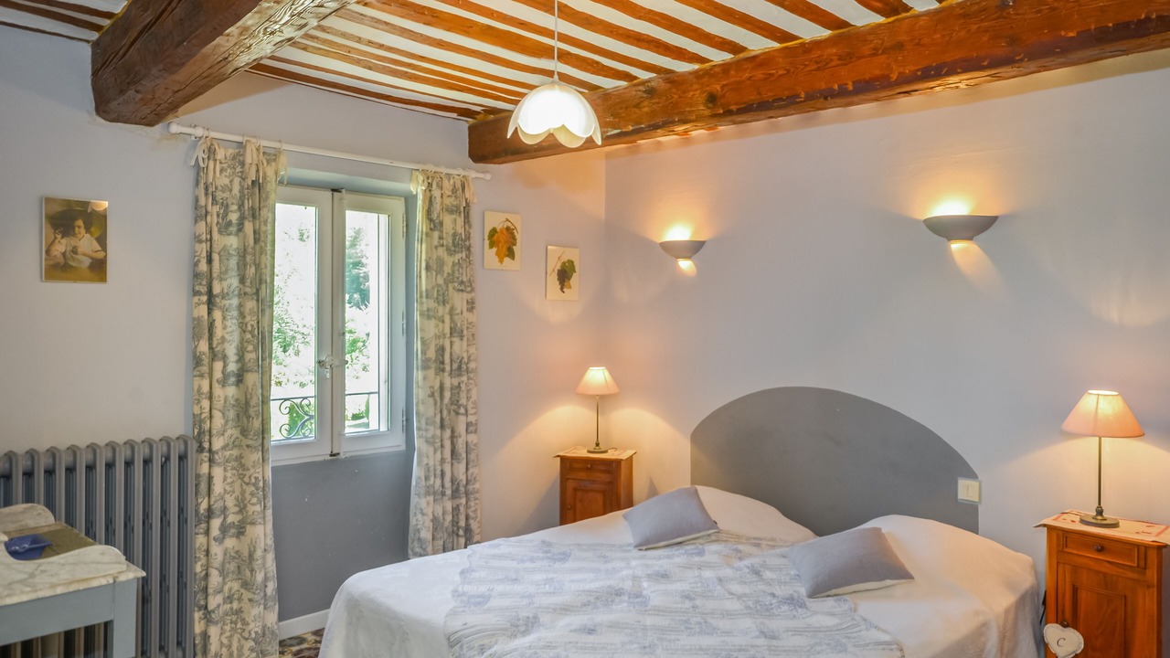 Photo of Bedroom in Venasque