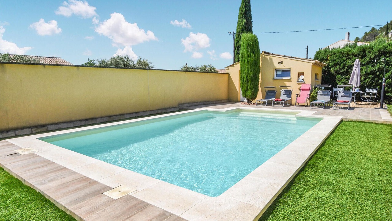 Photo of Outdoor in Rochefort-du-Gard