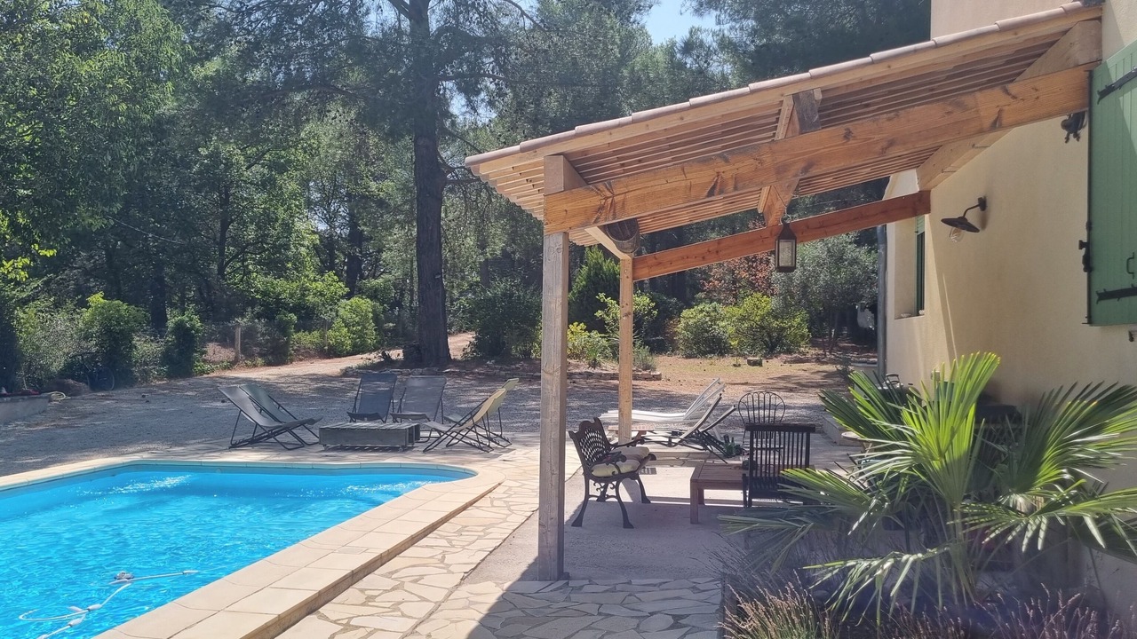 Photo of Outdoor in Eguilles