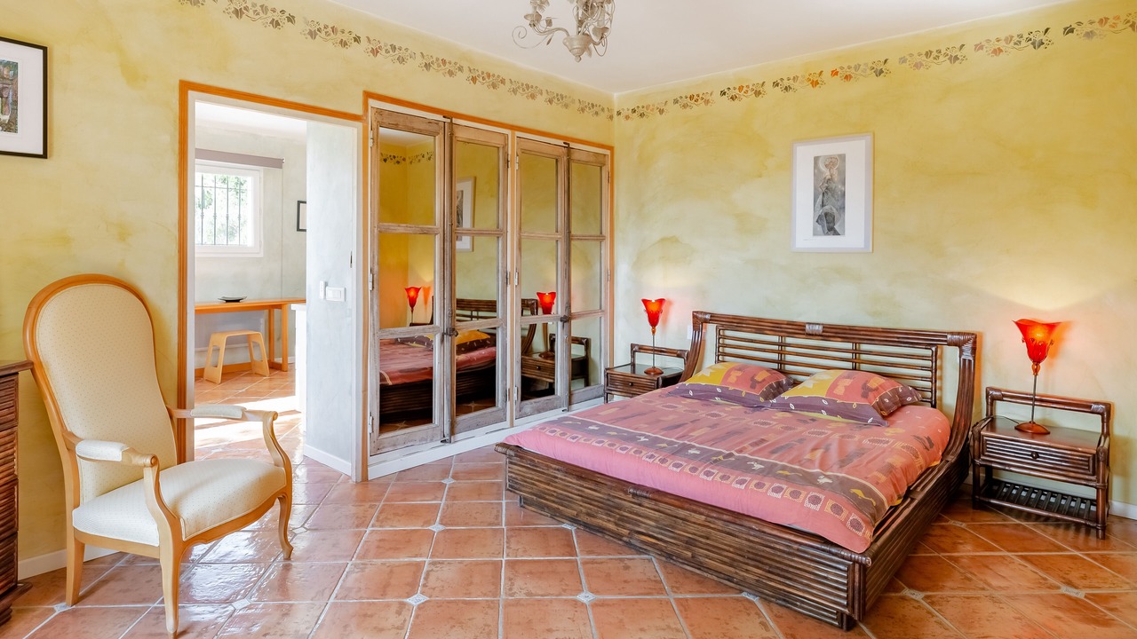 Photo of Bedroom in La Cadiere-d'Azur