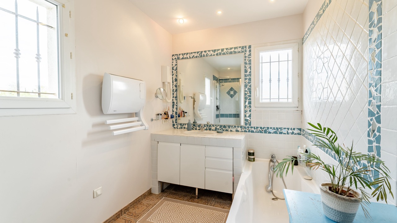 Photo of Bathroom in La Cadiere-d'Azur