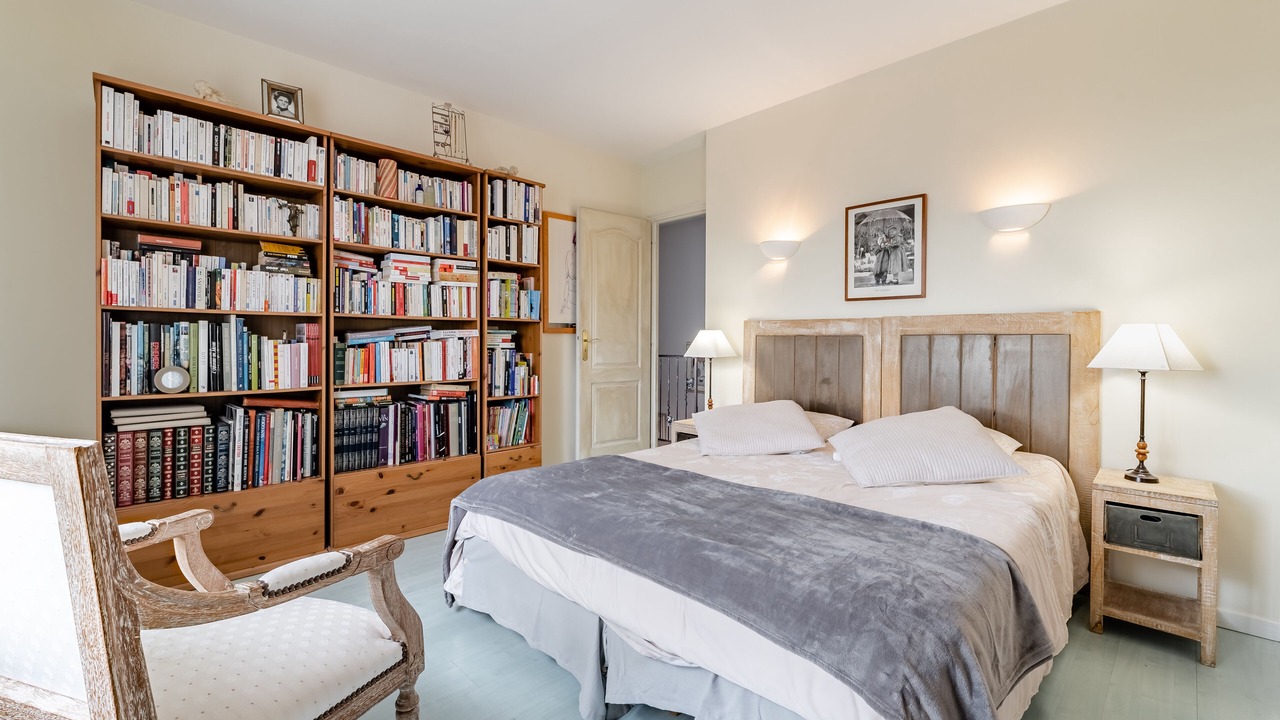 Photo of Bedroom in La Cadiere-d'Azur