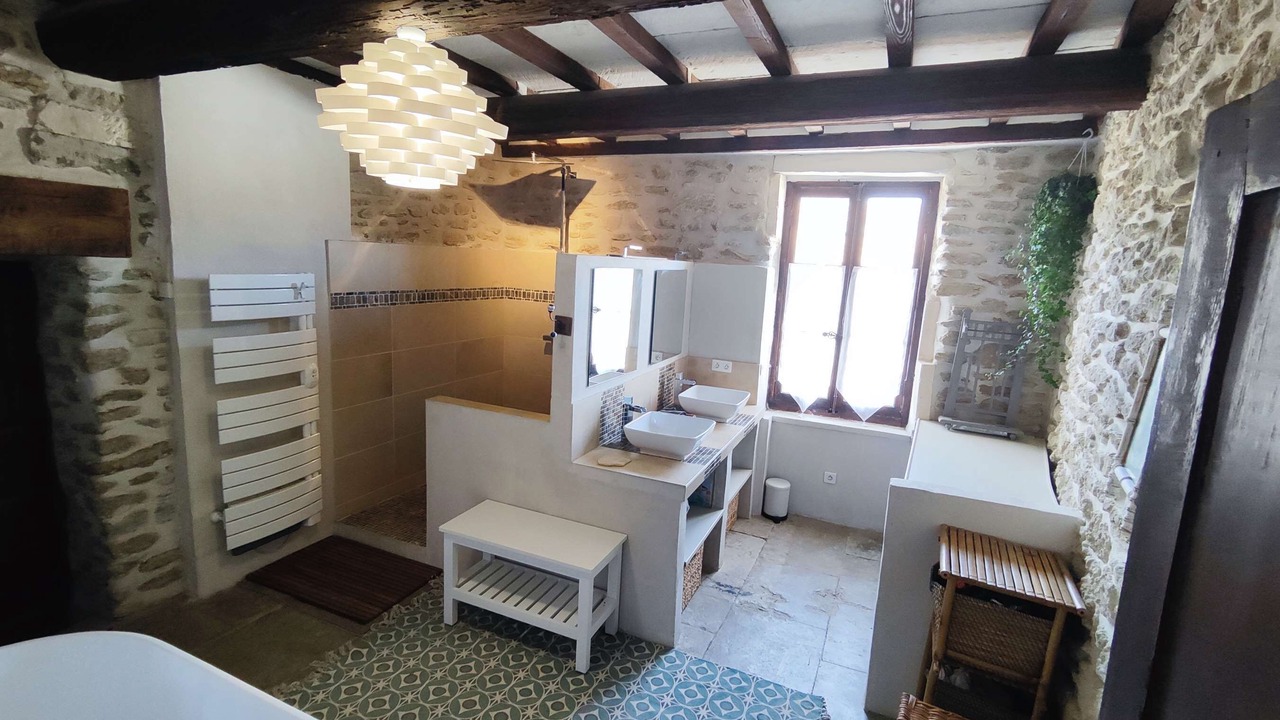 Photo of Bathroom in Barbentane
