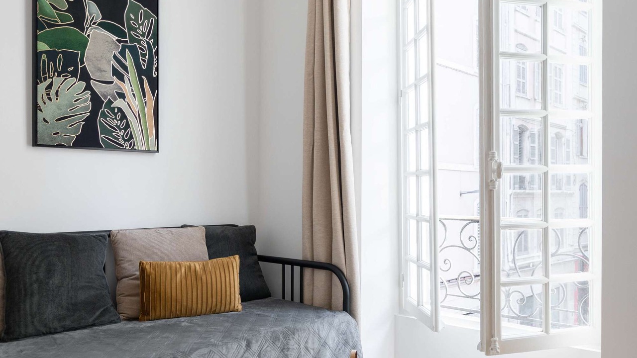 Photo of Livingroom in 1st Arrondissement