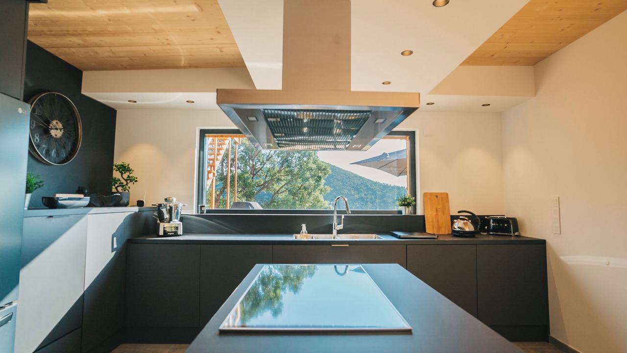 Photo of Kitchen in La Londe-les-Maures