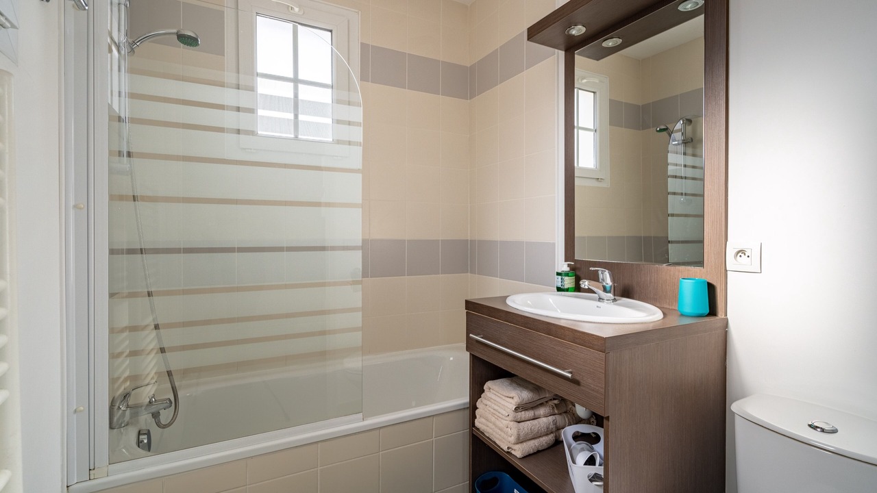 Photo of Bathroom in Cabries