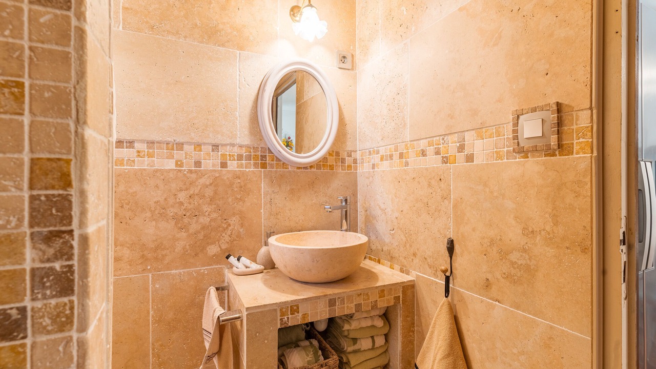 Photo of Bathroom in Lioux