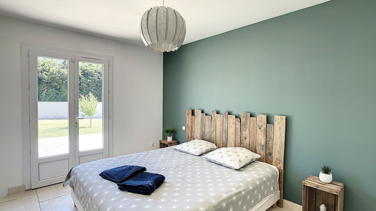 Photo of Bedroom in Noves
