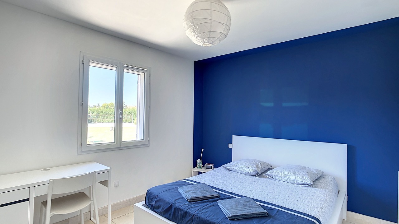 Photo of Bedroom in Noves