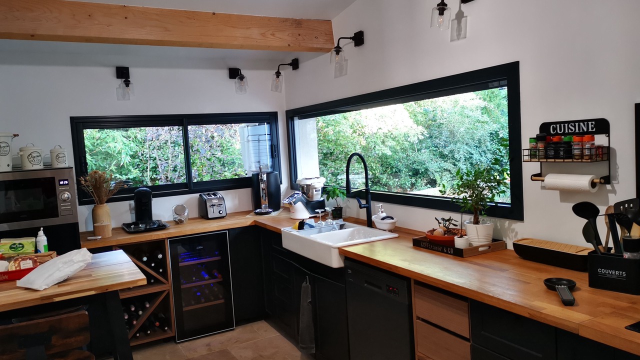 Photo of Kitchen in Le Beausset