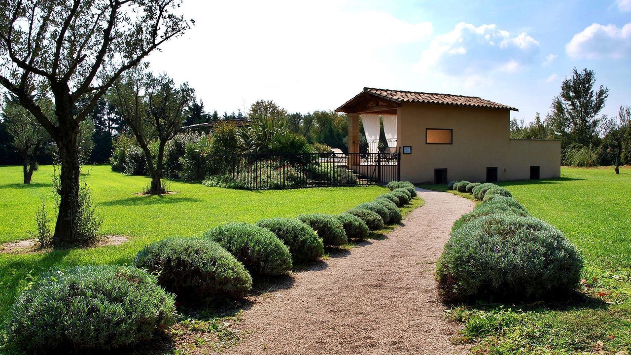 Photo of Outdoor in Entraigues-sur-la-Sorgue