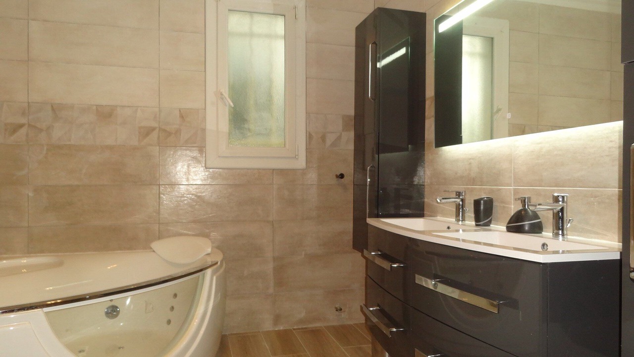 Photo of Bathroom in Vedene