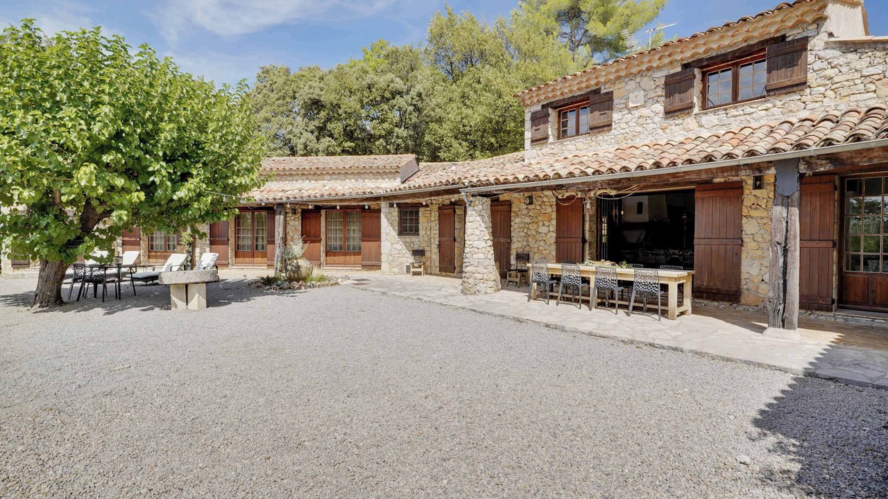 Photo of Outdoor in Callas