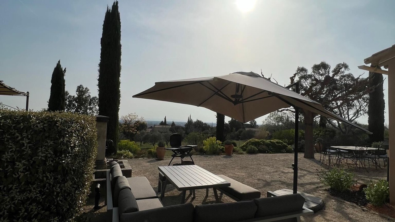 Photo of Patio Balcony in L'Isle-sur-la-Sorgue
