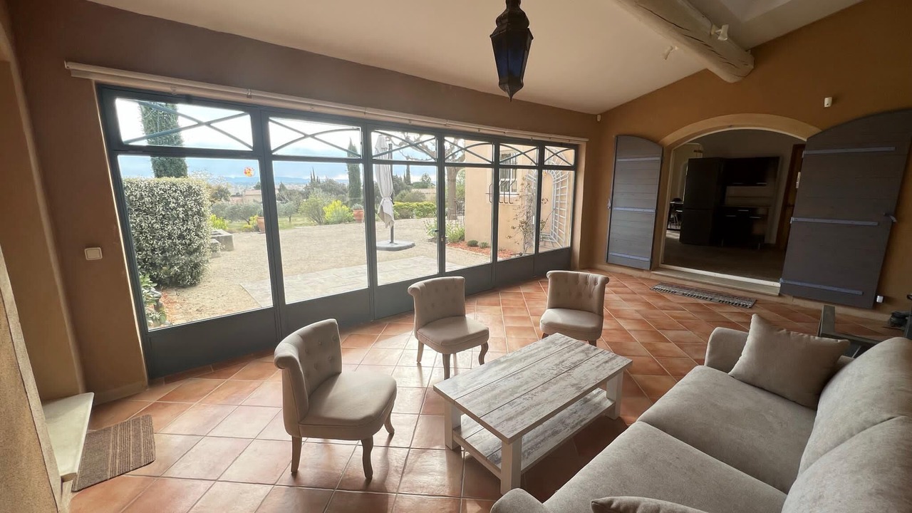 Photo of Livingroom in L'Isle-sur-la-Sorgue