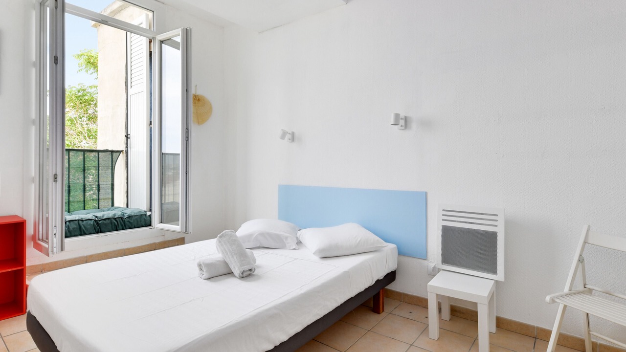 Photo of Bedroom in Noailles
