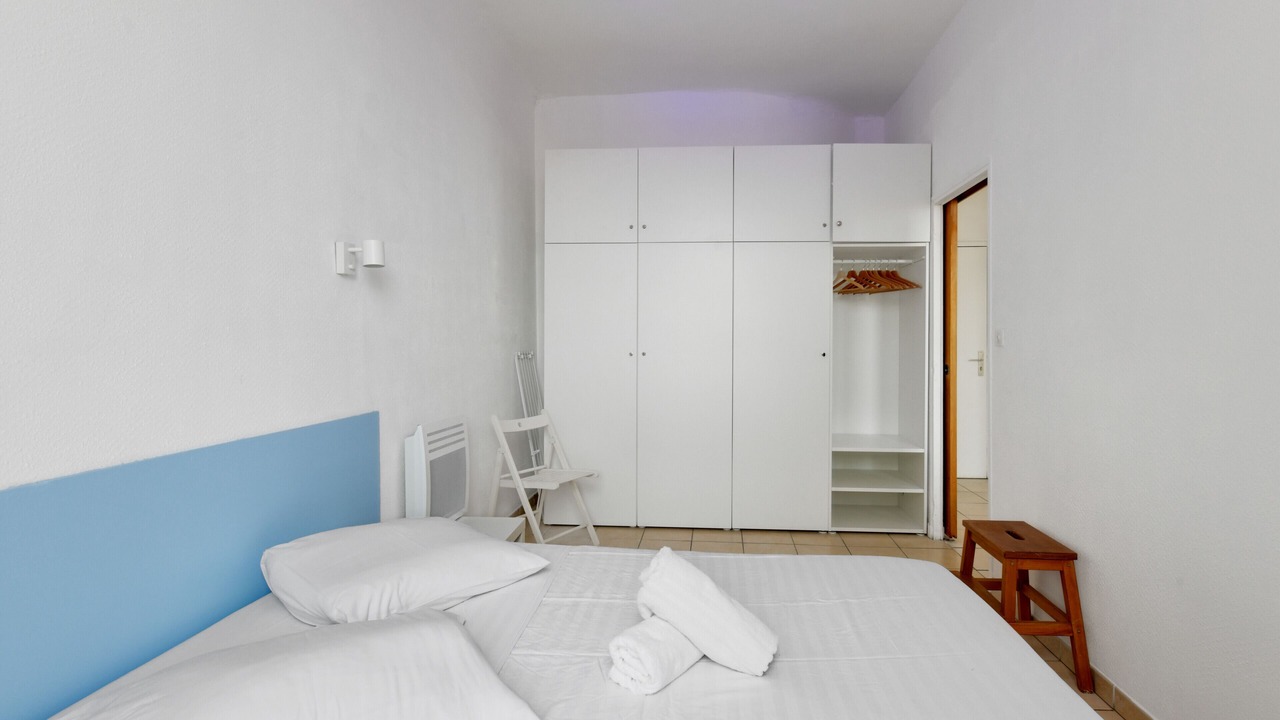 Photo of Bedroom in Noailles