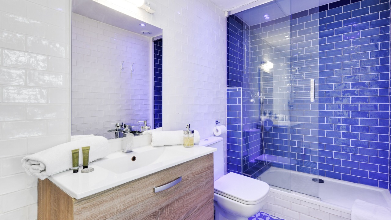 Photo of Bathroom in Noailles