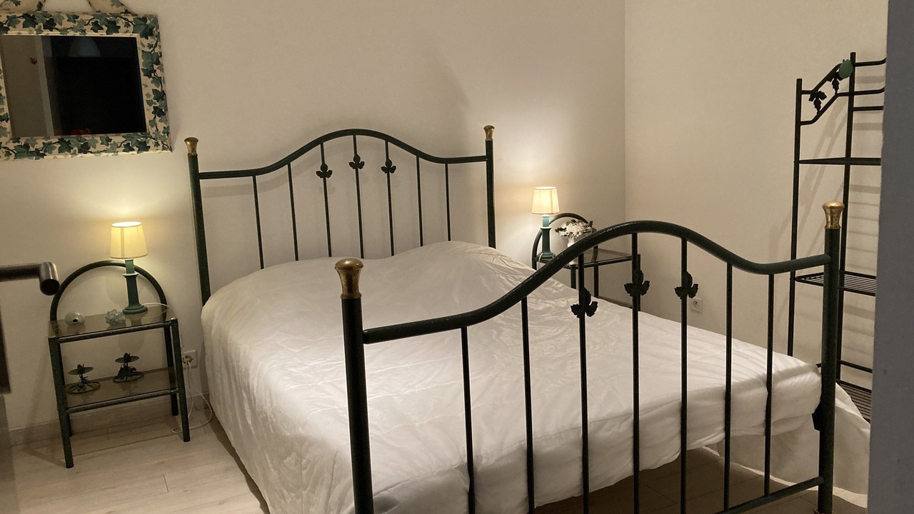 Photo of Bedroom in Roquefort-la-Bedoule
