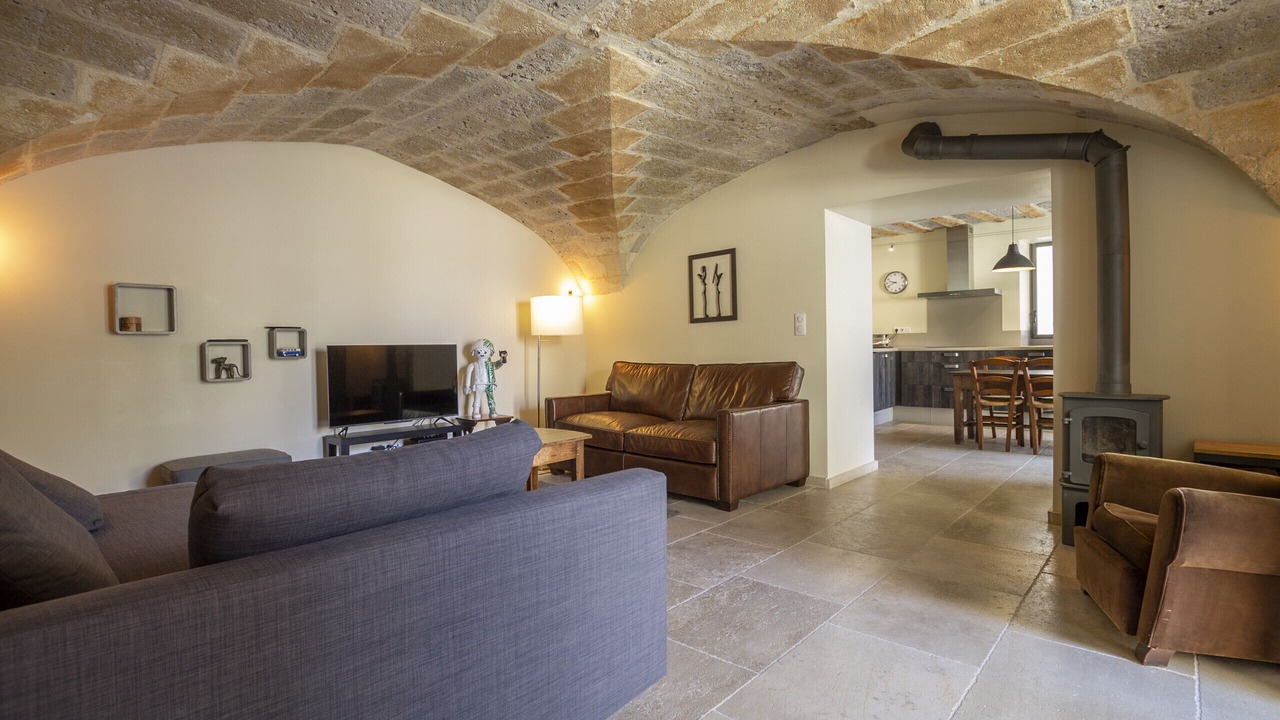 Photo of Livingroom in Saint-Hilaire-d'Ozilhan