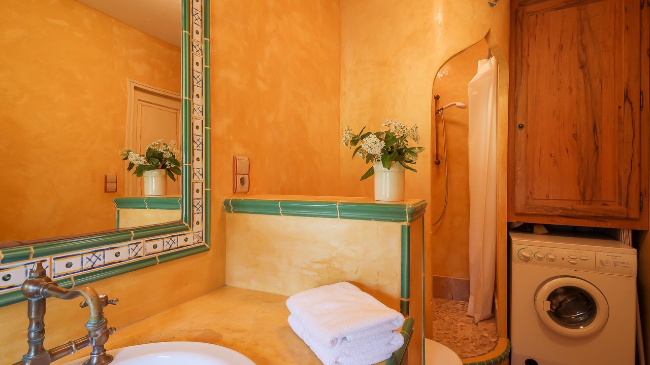 Photo of Bathroom in Saint-Restitut