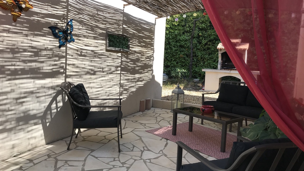 Photo of Patio Balcony in Eyragues