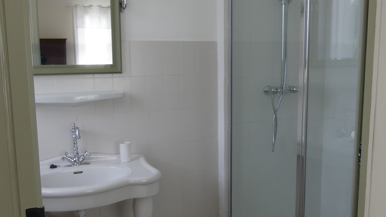 Photo of Bathroom in Cavaillon