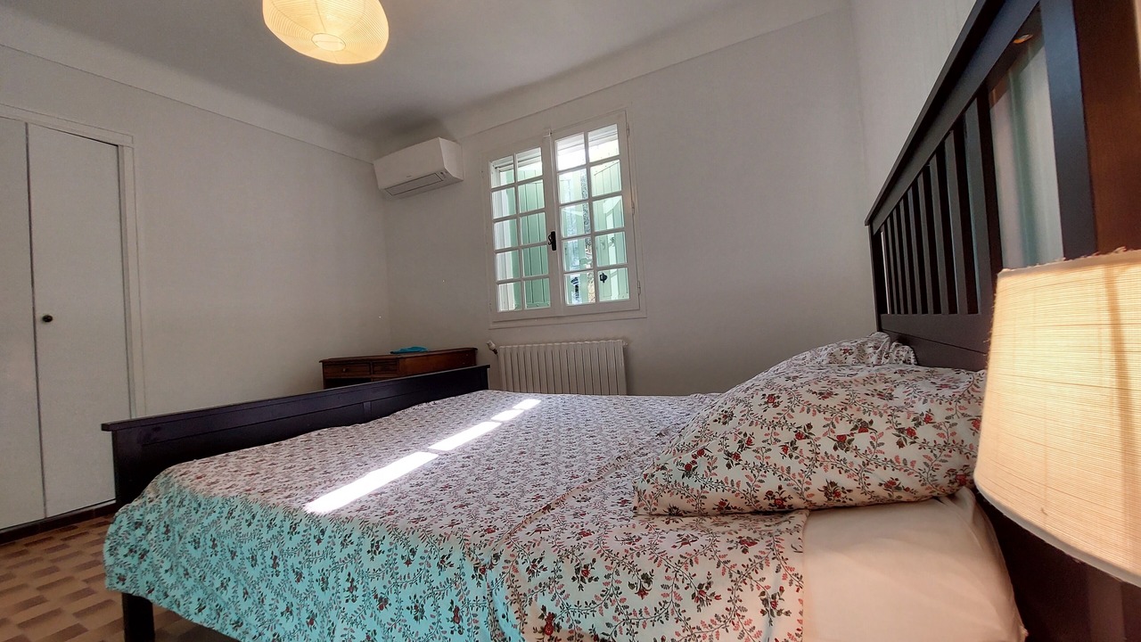 Photo of Bedroom in Beaucaire