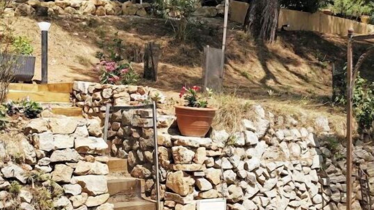 Photo of Outdoor in Auriol