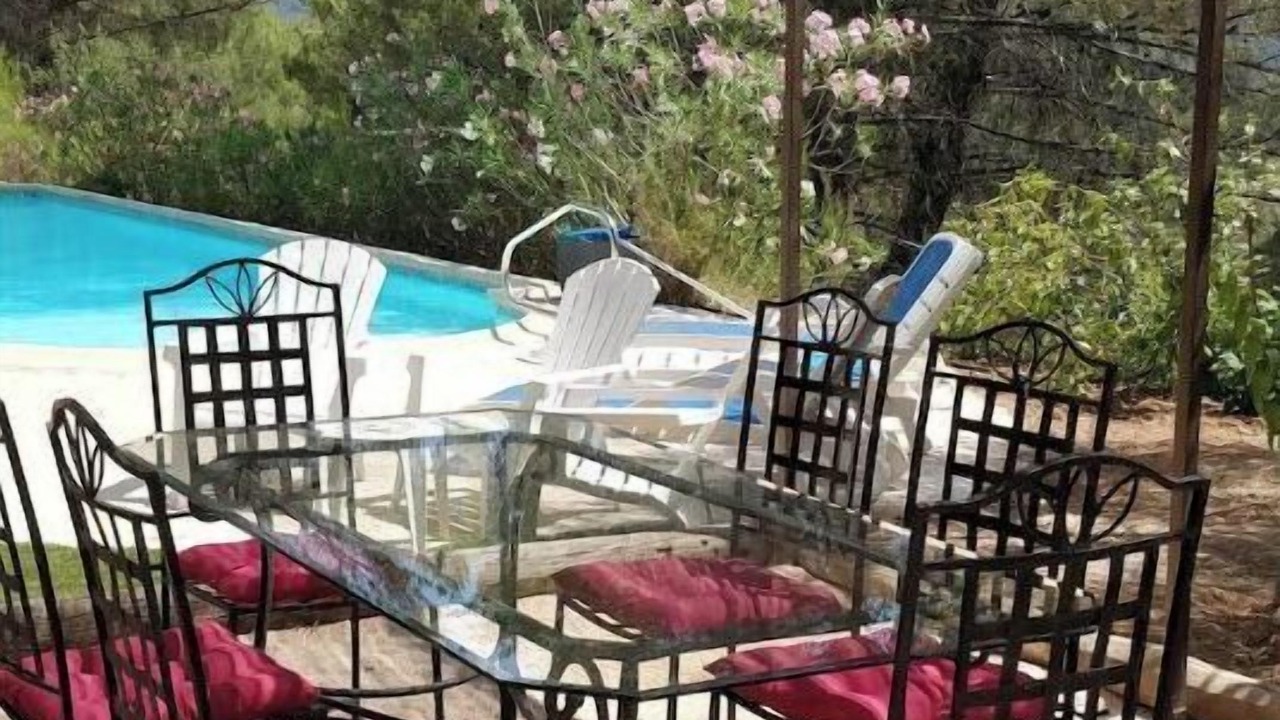 Photo of Outdoor in Auriol