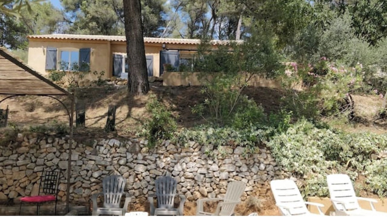 Photo of Outdoor in Auriol