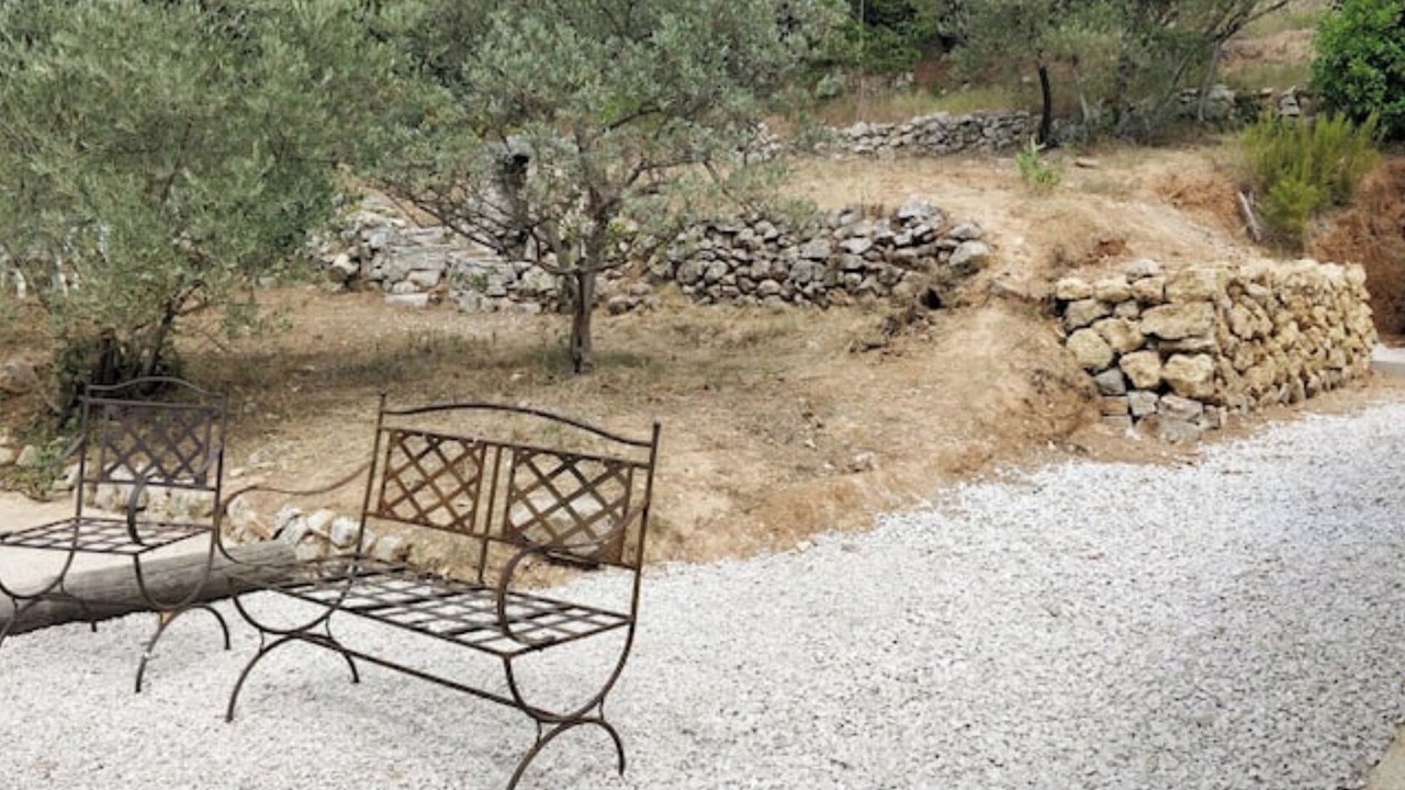 Photo of Outdoor in Auriol