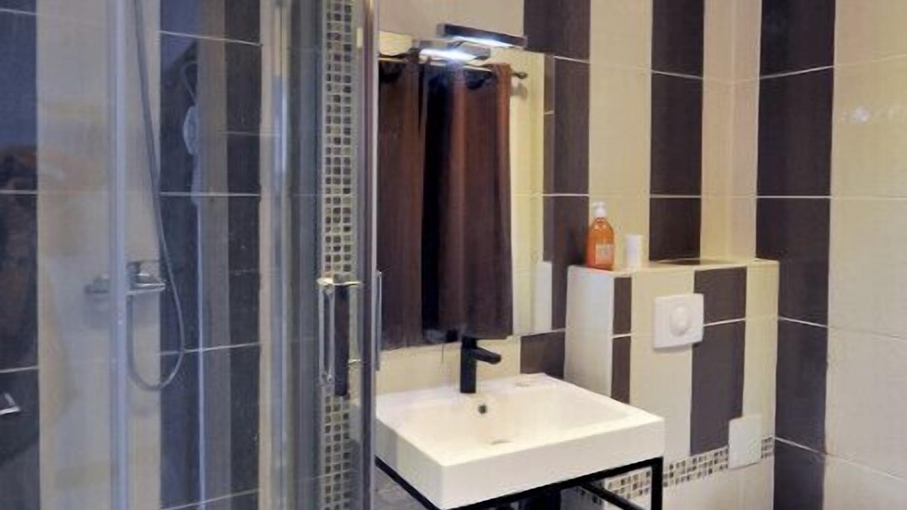 Photo of Bathroom in Thiers