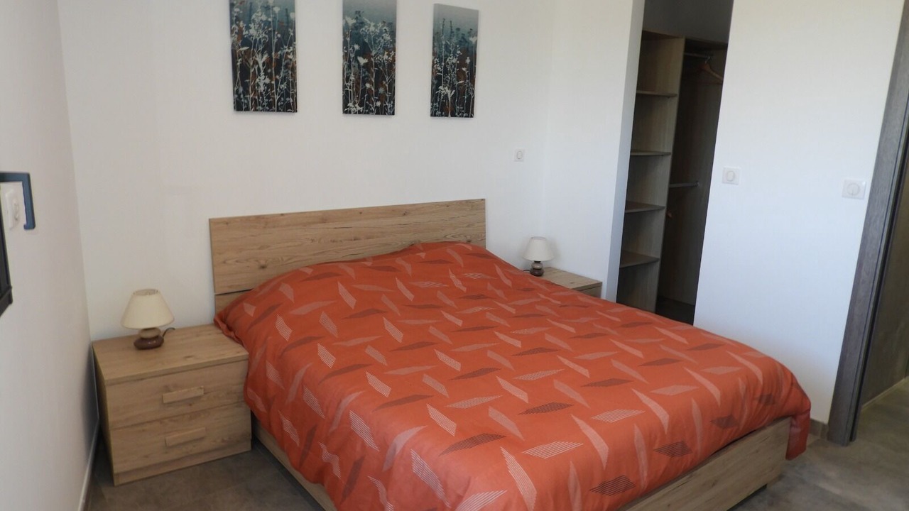 Photo of Bedroom in Cuers