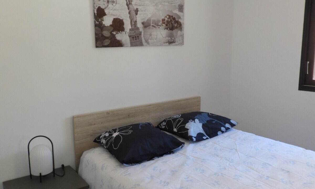 Photo of Bedroom in Cuers