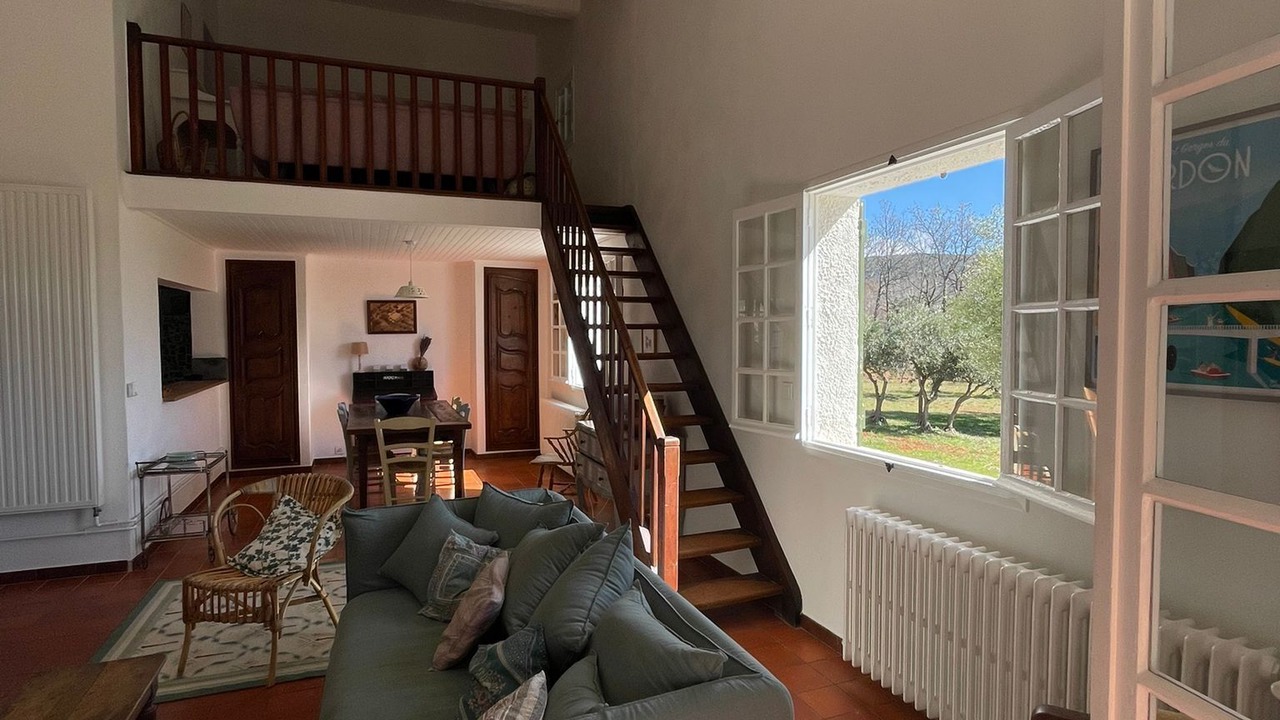 Photo of Livingroom in Aups