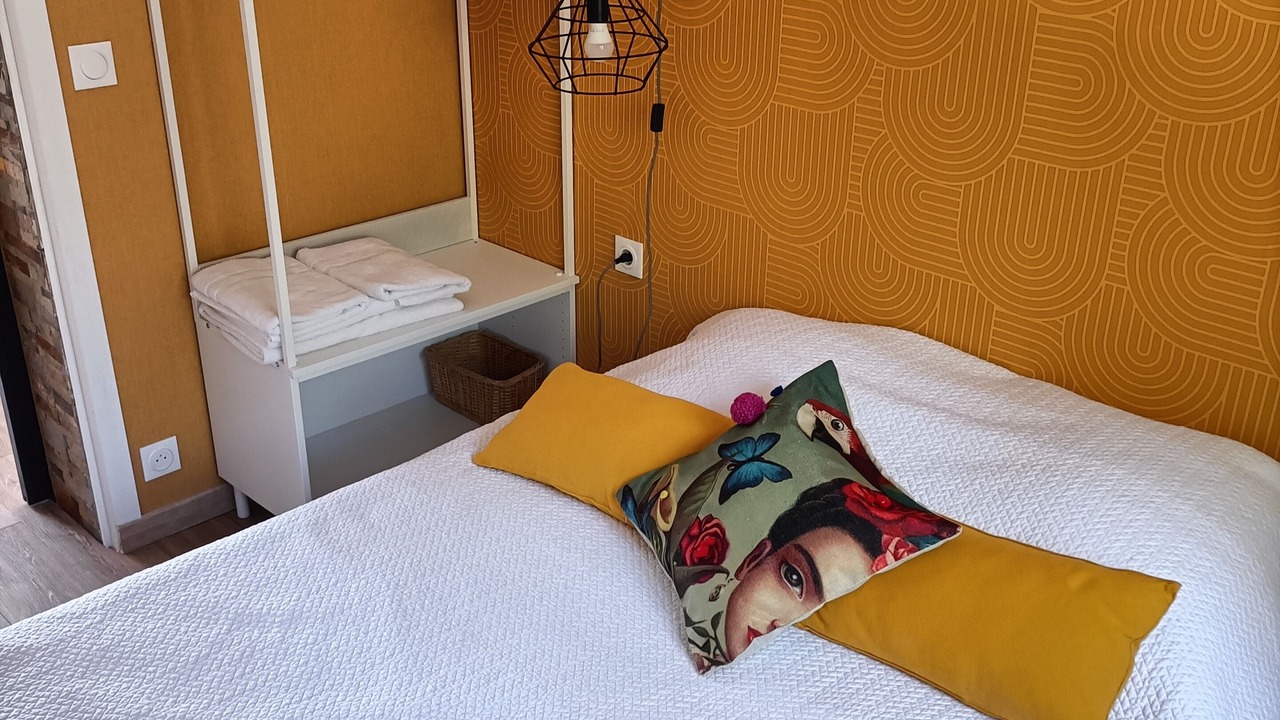 Photo of Bedroom in Flayosc