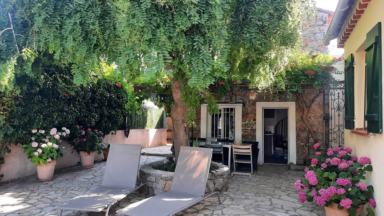 Photo of Patio Balcony in Trans-en-Provence