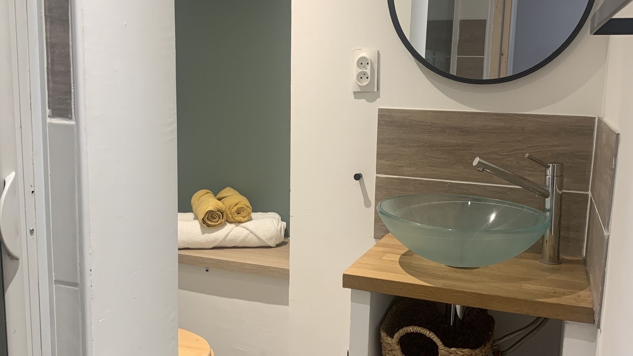 Photo of Bathroom in Morieres-les-Avignon