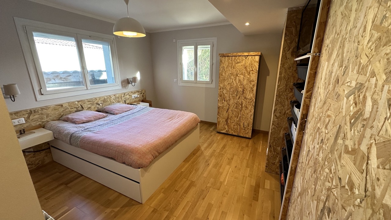 Photo of Bedroom in Cabries