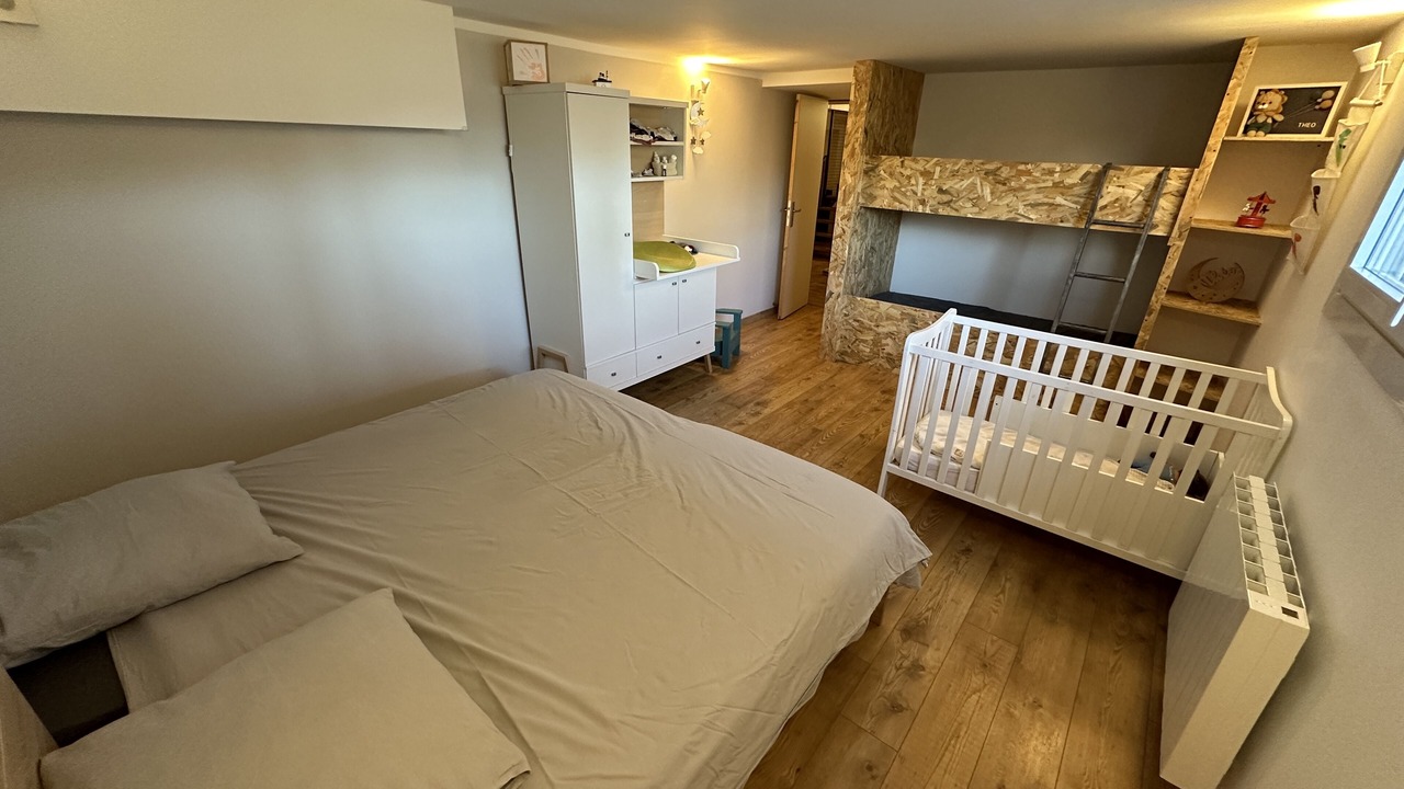 Photo of Bedroom in Cabries