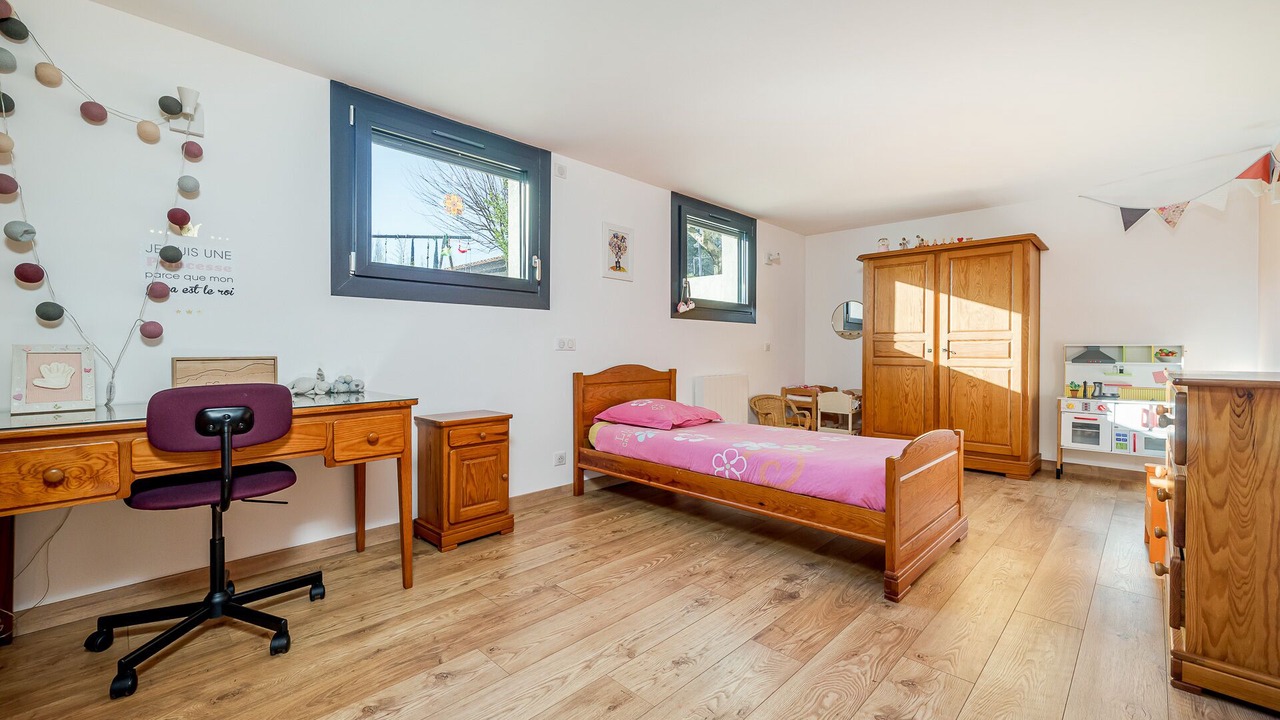 Photo of Bedroom in Cabries
