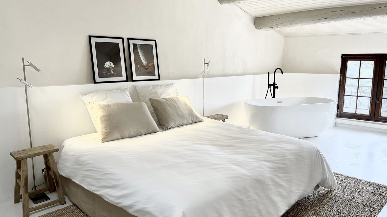 Photo of Bedroom in Venasque