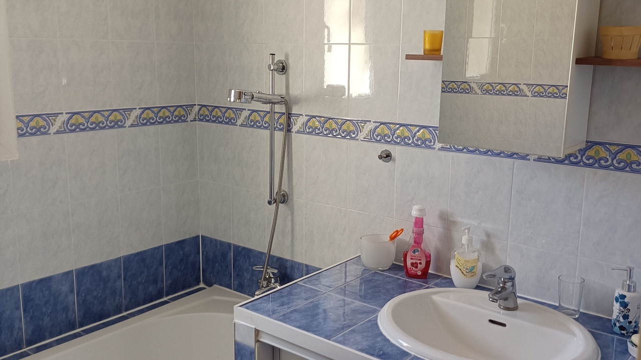 Photo of Bathroom in Montfrin